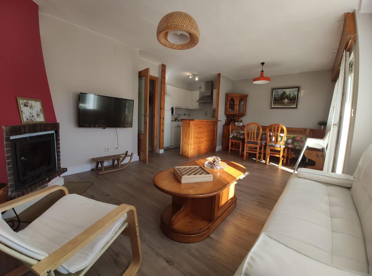 Gabardito 2 Apartman Villanúa Kültér fotó
